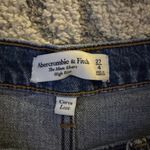 Abercrombie & Fitch  Curve Love High Rise Mom Denim Short🔹 Photo 5