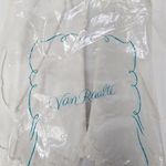 Vintage Van Raalte Classic Scalloped Hem Gloves Photo 5