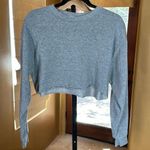 Heart & Hips Tilly’s  Gray Cropped Raw Bottom Edge Sweatshirt Size Small Photo 0