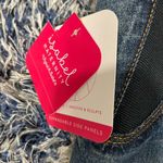 Isabel Maternity NWT size 4 stretch jean shorts Photo 3