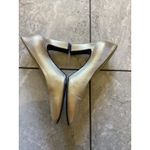 Stuart Weitzman  Gold Dress Pumps Heels Size 6.5B Metallic Occasion Party Photo 2