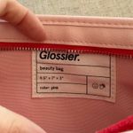 glossier makeup bag Pink Photo 3