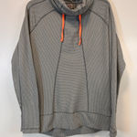 Avalanche  Cowl Neck Gray & White pullover fast wicking sweatshirt Women’s XL Photo 0