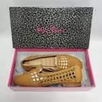 Me Too  Yondra18 Tan Woven Basket Slip On Loafers Size 8.5 New Photo 2