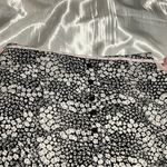 Jasper flowy mini skirt floral print size medium Black Photo 4