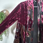 Chico's NEW Chico’s Travelers Collection Velvet Burnout Kimono Black Wine Size XS 0 Photo 4