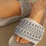 Kendall + Kylie Kendall and Kyle women white leather chain slides US 10 Photo 4