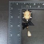Vintage Unsigned Cameo with Black Bow & Faux Pearl Dangle Brooch Photo 8