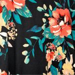 Lime n Chili  Navy w/Floral Top Women’s Medium Photo 3