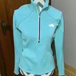 The North Face jacket size small. Photo 5