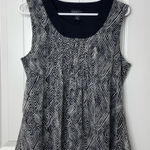 Rafaella NWOT  women’s black white pleated sheer lined sleeveless blouse‎ large Photo 0