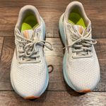 Brooks  Women's Athletic Glycerin 21 Shoes in Cream and Orange Size 10 Photo 3