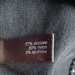 The Limited  Black and White Exact Stretch Pencil Skirt Size 2 Photo 2