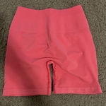 Alphalete  Amplify Shorts 4.5" Photo 0