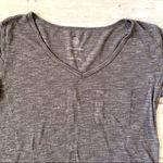 Merona Women’s XS Marled Gray Pocket V-Neck Shirt Relaxed Fit Round Hem X Small Photo 2