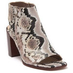 Vince Camuto NEW Kensli Sandal Taupe Snakeskin Photo 0