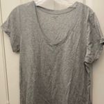 Garnet Hill FINAL MARKDOWN  short sleeved v neck tee medium Photo 0