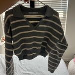 Bershka  Cropped Sweater Photo 4