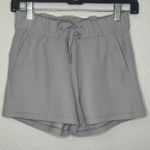 Lululemon On the Fly Short Woven Gray Size 2 Photo 0