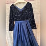 La Vetir Dark Elegant Navy Sequin Gown Dress wedding Dresses Blue Size 12 Photo 5