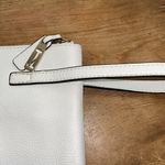 Isaac Mizrahi  whit with black stripe clutch Photo 5