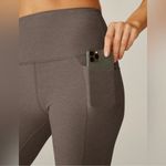 Beyond Yoga Spacedye Out of Pocket High Waisted Midi Leggings Stretch Taupe XXS Photo 2