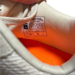 VEJA  White and Black Sneakers Venturi Hexamesh Gravel Grafite sneakers Size 8 Photo 3