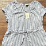 Universal Threads Universal Thread Women's Striped Short Sleeve Romper Size Medium NWT Photo 1