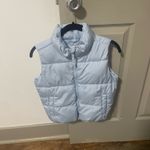 Old Navy  girls puffer vest  Photo 8
