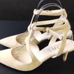 Michael Kors Women's Beige Kitten Heel Shoes Size 7.5M SKU 2401 Photo 0