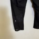 Lululemon  cropped leggings black animal print and mesh size 8 Photo 5