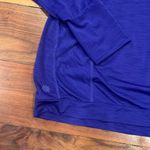 Athleta  Long Sleeve Kettlebella Shirt Size Small Photo 1