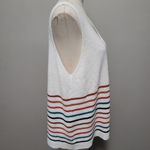 Multicolored striped v Photo 3