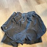 Lululemon  Logo Waistband High-Rise Training Short size 8 graphite grey Photo 1