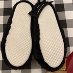 Mixit NWT Black Plush Slippers Size 9-10 or Large Photo 4