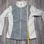 The North Face  Gray and Cream Zip-Up Jacket Size Medium Photo 5