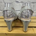 Dream Paris Dream Pairs Women's NWOB Silver Heel Strappy Formal Party Sandals Size 9 Read Photo 1