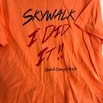 Live & Tell Sky Walk Grand Canyon West Souvenir T Shirt NWOT Orange Size XL Photo 1