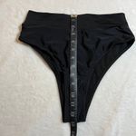 Women's Floral Print Two Piece High Rise Bikini Size Medium NWOT Beach Coastal Black Photo 11