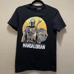 Star Wars  The Mandalorian Black Short Sleeve T-Shirt Fandom Graphic Tee Sz S Photo 1