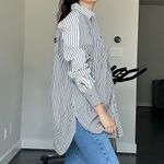 CLOSED Classic Oversized Stripe Shirt White and Grey Size Small Photo 4