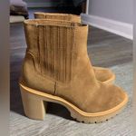 Dolce Vita Chelsea Boots Heels Caster Suede Chestnut Brown Winter New Size 8 Photo 1