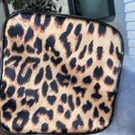 PINK - Victoria's Secret Vs pink Leopard Print Makeup Bag Photo 2