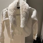 White Sweater with fur collar Photo 1