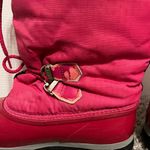 Sorel  pink puffer snow boots size 6 Photo 4