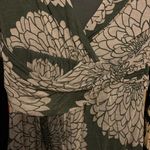 Boden
dress light/dark gray floral sz 6 long Gray Photo 2