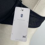 IZOD NWT  T-shirt underwire padded bra.  Size 36C. Adjustable length straps. Photo 3