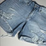  Shorts Women's Size 8 Lucky Brand Ripped Denim Boyfriend Shorts Photo 3