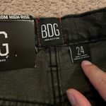 BDG  mom high rise shorts 24 Photo 4