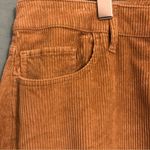 Hollister NWT- women ultra High-Rise Corduroy pants - R17/33 - light brown/gold Photo 2